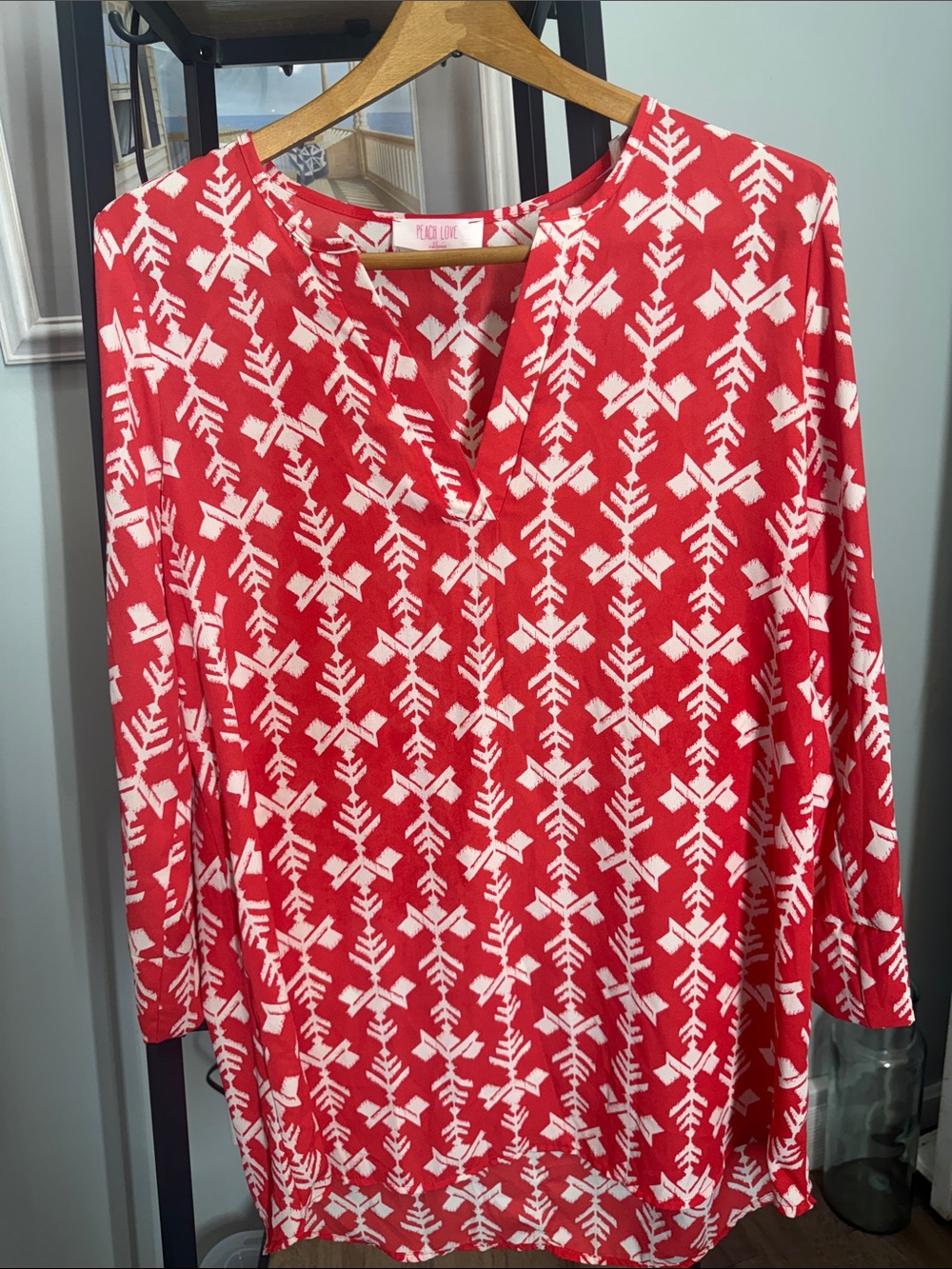 Peach Love California Red and White Printed Notch Neck Tunic